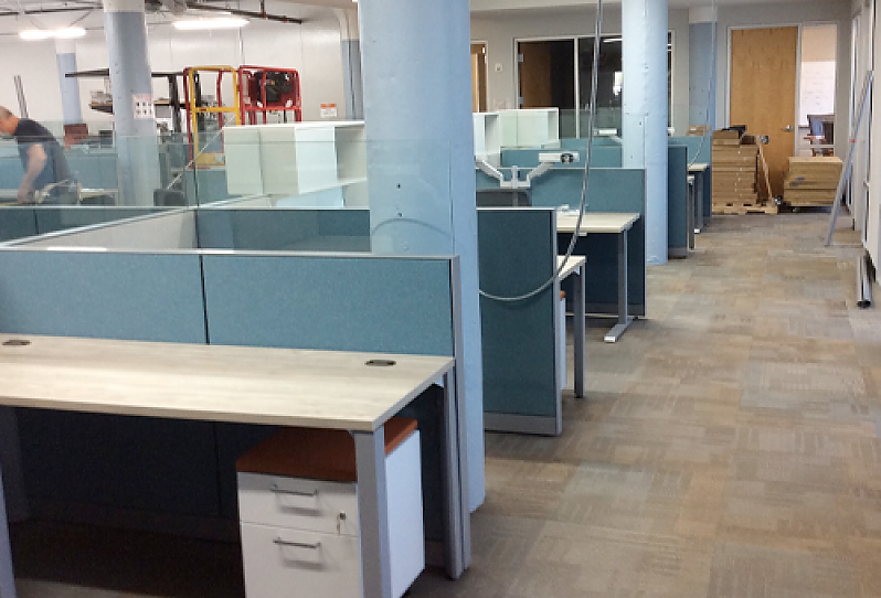 Adapting to Seasonal Changes: Office Layout and Design Strategies for Fall/Winter