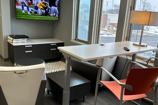Ergonomics in the Cold: Keeping Your Rochester Office Comfortable in Winter